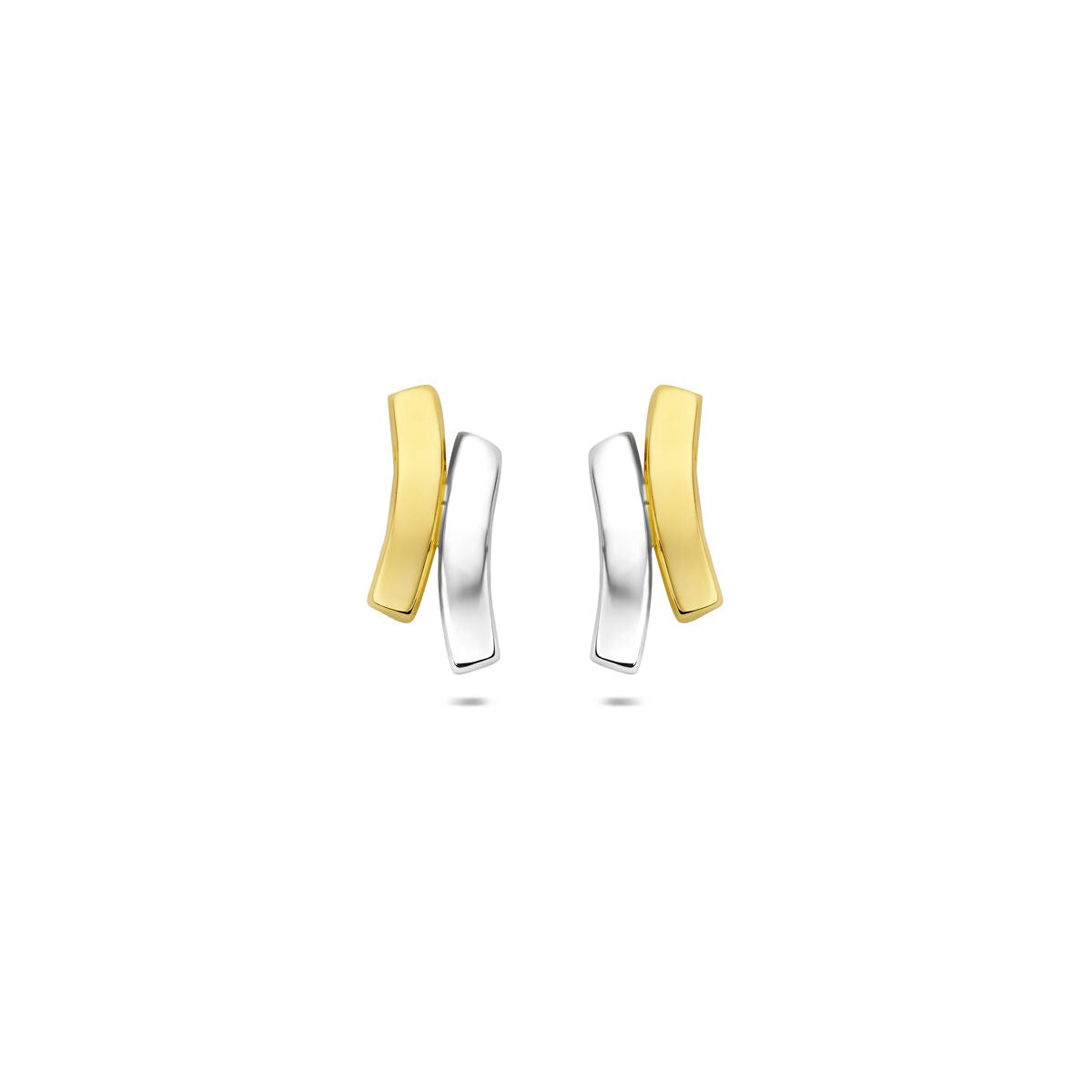 Boucles d'oreilles en or bicolore, avec une partie dorée et une partie argentée, de forme ondulée.