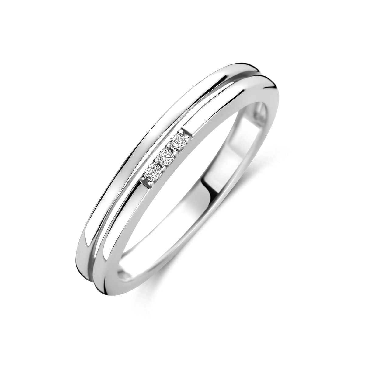 Bague en argent rhodié avec trois zirkonia, design lisse et moderne.