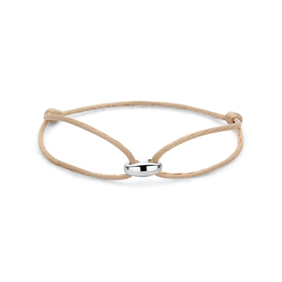 Beige satijnen armband met een zilveren koffieboon in het midden.