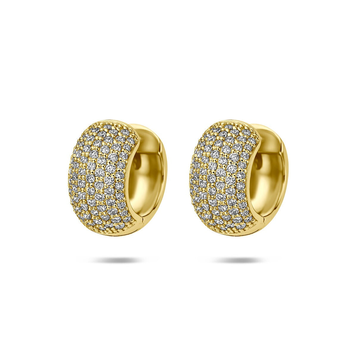 Boucles d'oreilles en or jaune 14 carats, ornées de diamants lab-grown, avec un design arrondi et brillant.