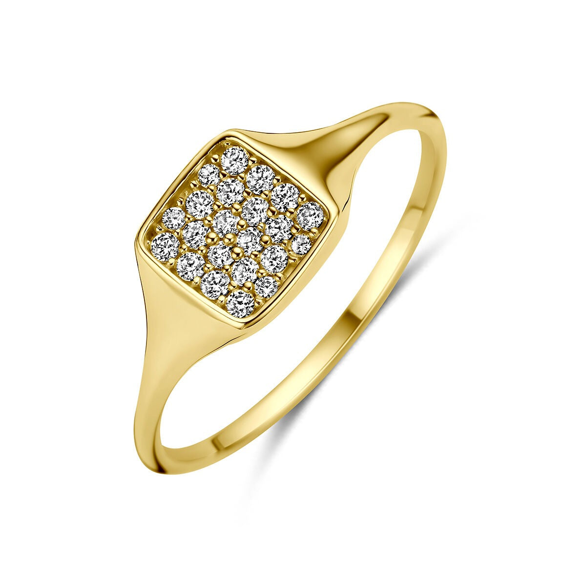 Bague en or jaune 14 carats ornée de zircones brillantes en forme carrée.