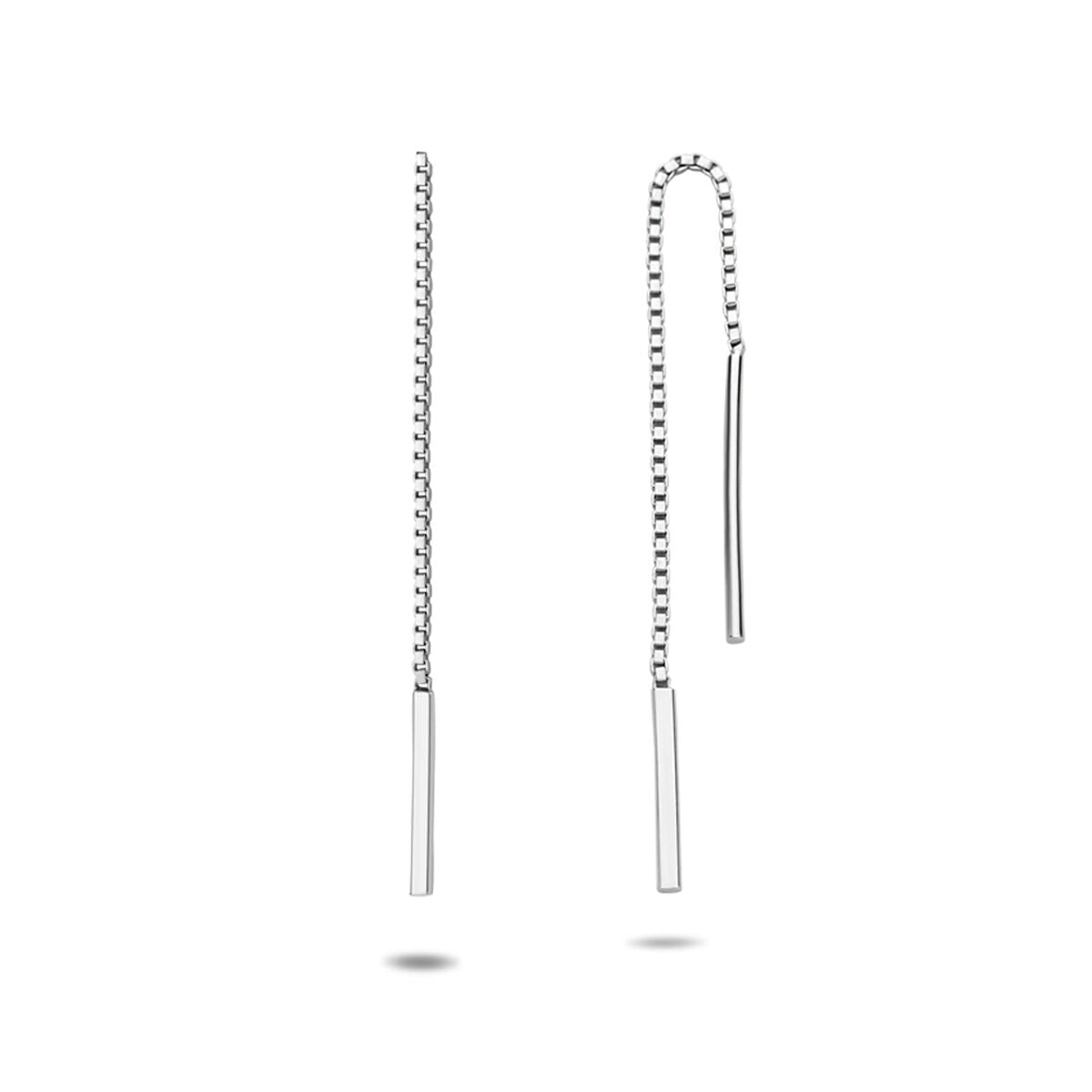 Boucles d'oreilles en argent avec des tiges suspendues.