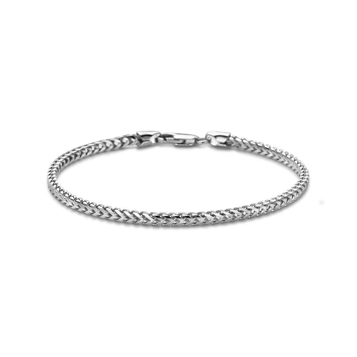 Zilveren gerhodineerde vossestaart armband van 2,8 mm met een stevige sluiting.