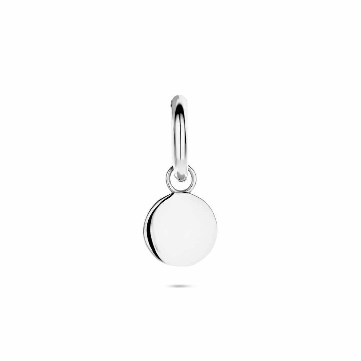 Boucle d'oreille en argent 925 rhodié avec un design rond, vendue à l'unité.