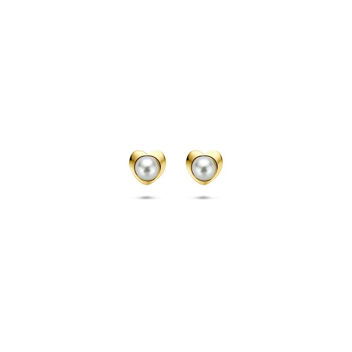 Boucles d'oreilles en or jaune 14 carats avec perles de 4,5 mm.
