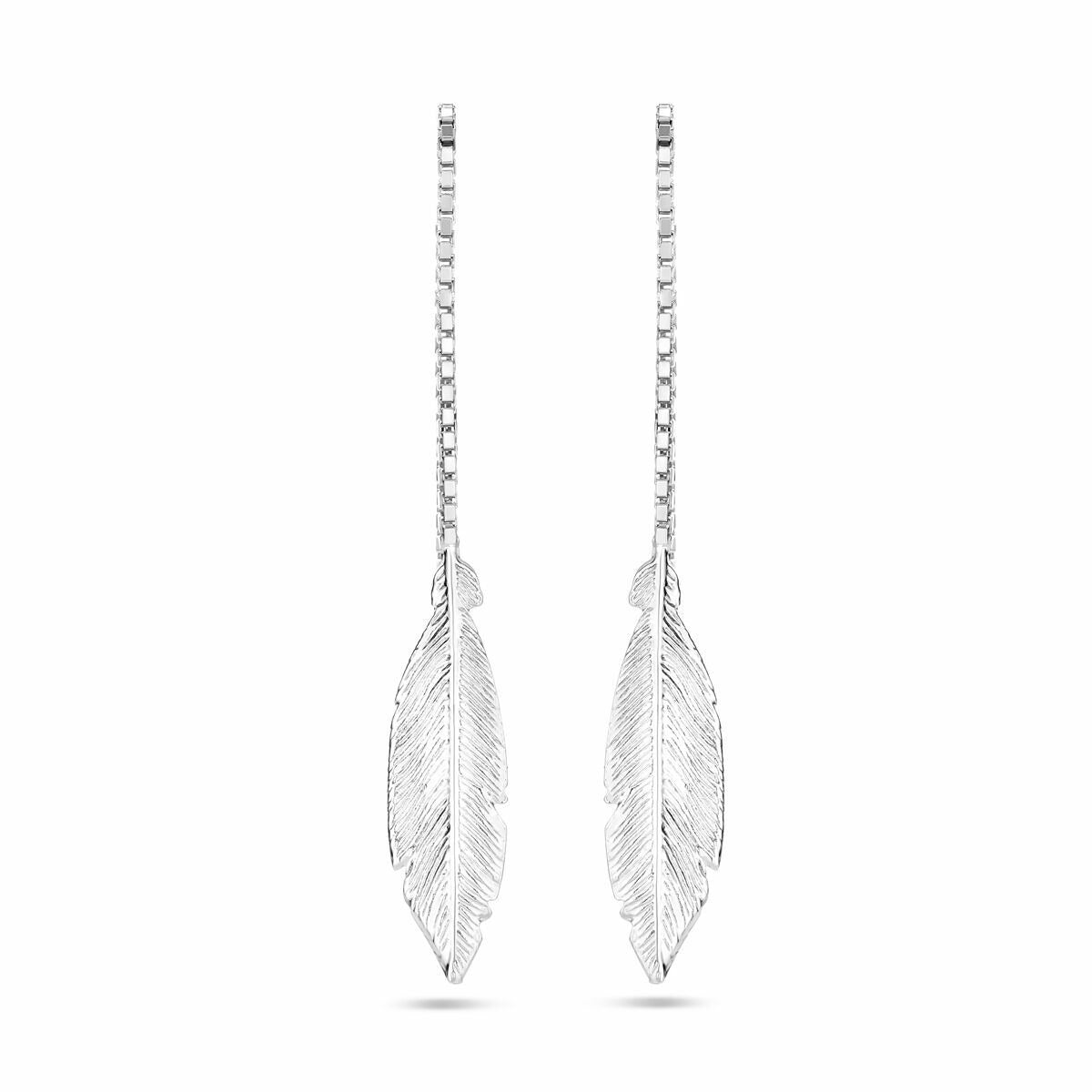 Boucles d'oreilles en argent rhodié avec des pendentifs en forme de plume.