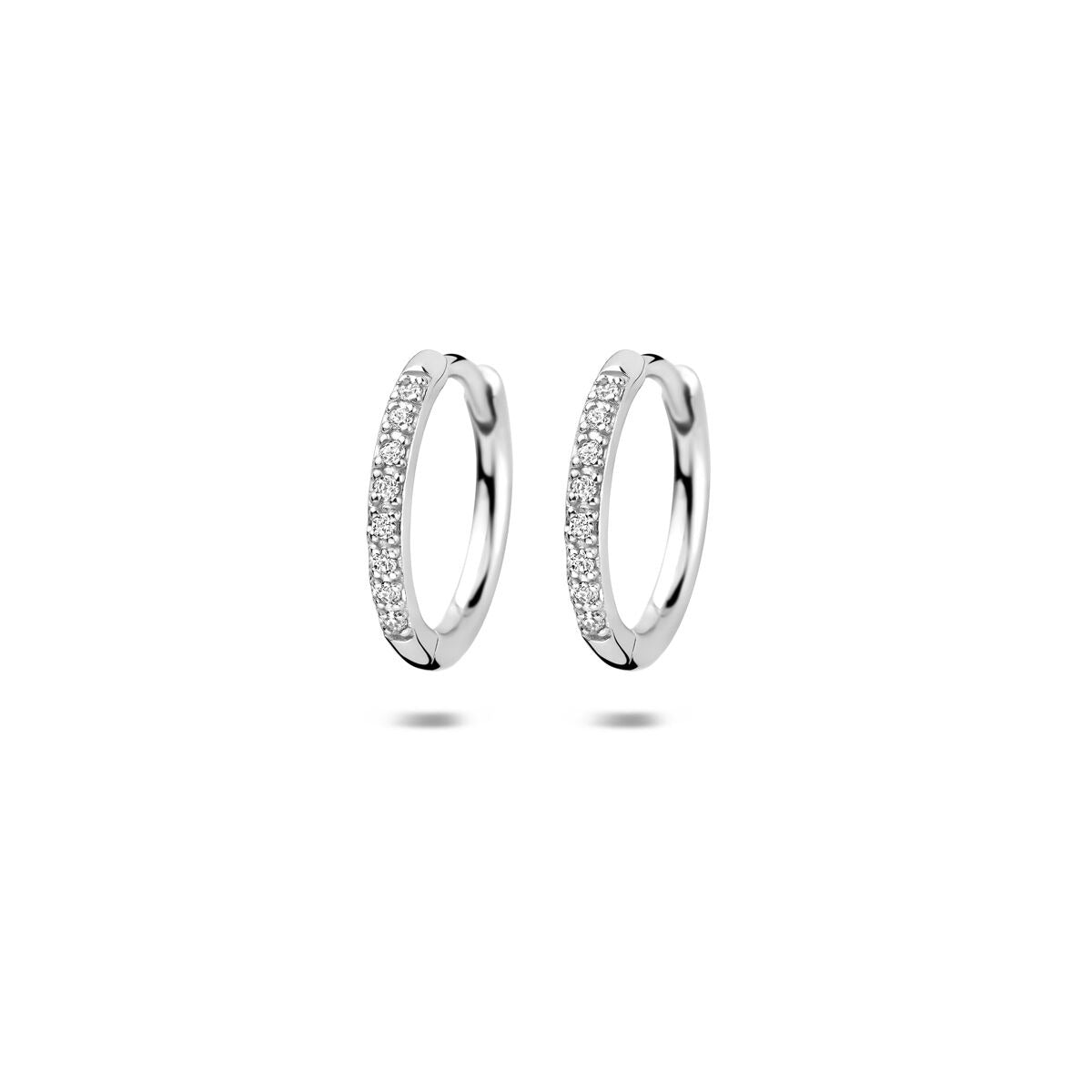 Boucles d'oreilles en argent rhodié de 15 mm avec zirconia.