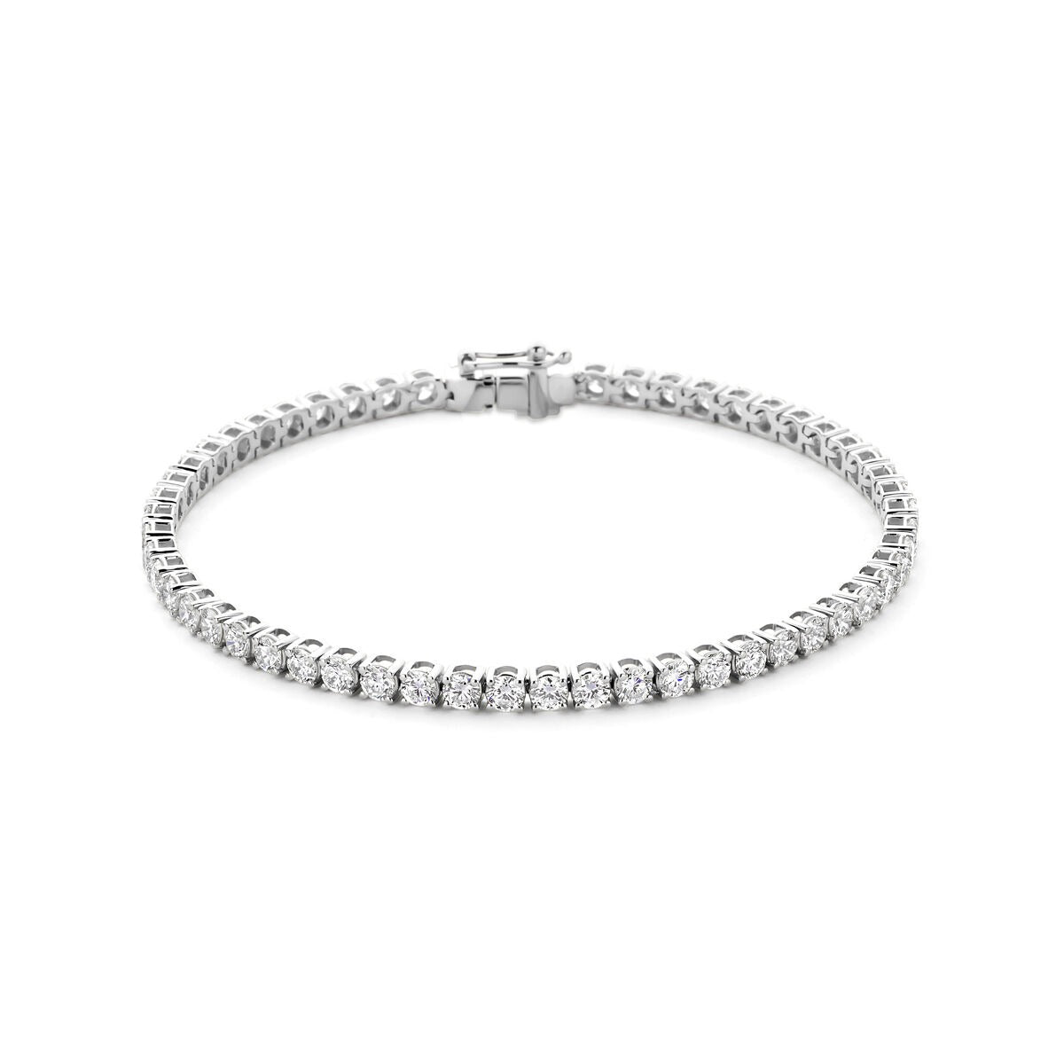 Bracelet en or blanc 14 carats avec diamants cultivés en laboratoire.