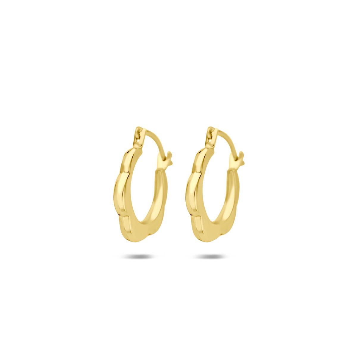 Boucles d'oreilles en or jaune 9 carats, de forme ronde et lisse, avec un design légèrement texturé.
