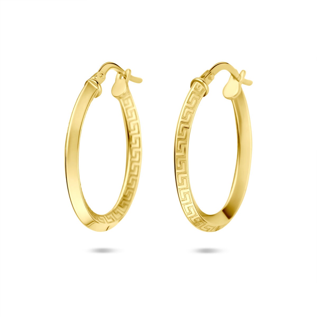 Boucles d'oreilles en or 14 carats avec un noyau en argent, de forme ovale et décorées d'un motif gravé.