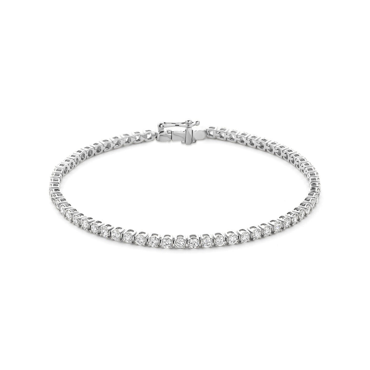 Bracelet en or blanc 14k avec diamants cultivés en laboratoire.