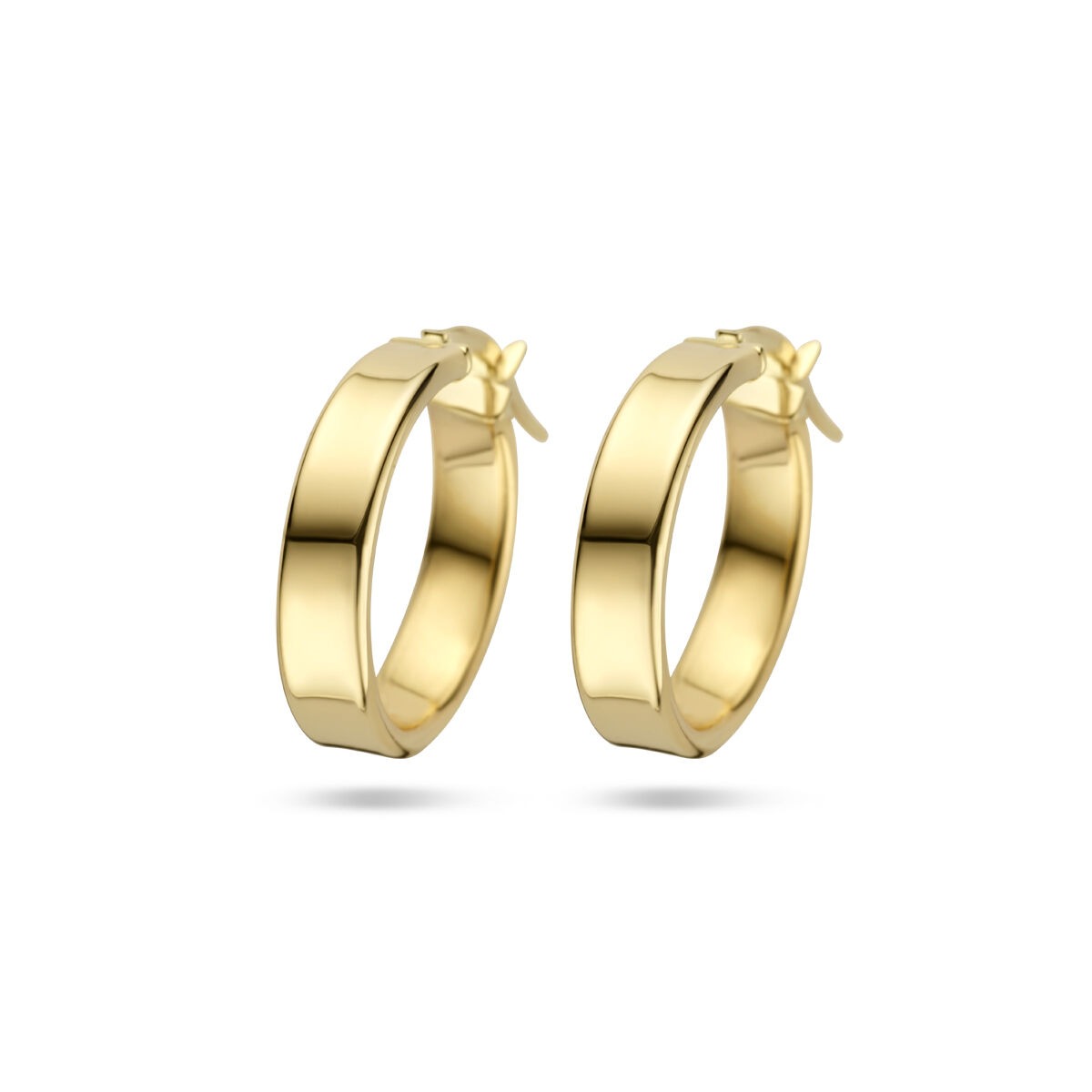 Boucles d'oreilles en or jaune 14 carats, d'une épaisseur de 4 mm, au design lisse et brillant.