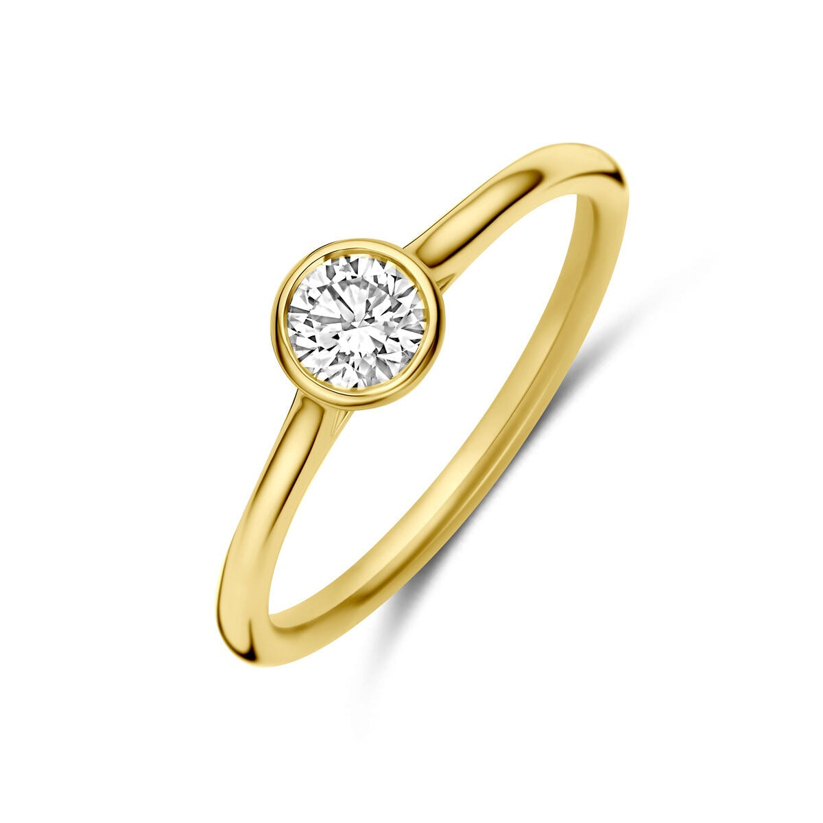 Bague en or jaune 14 carats avec un diamant solitaire de 0,40 ct.