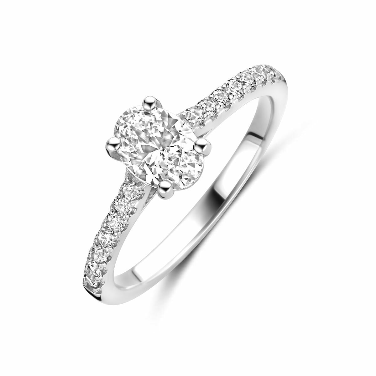 Bague en argent rhodié avec zirconia ovale et pavé de zirconias.