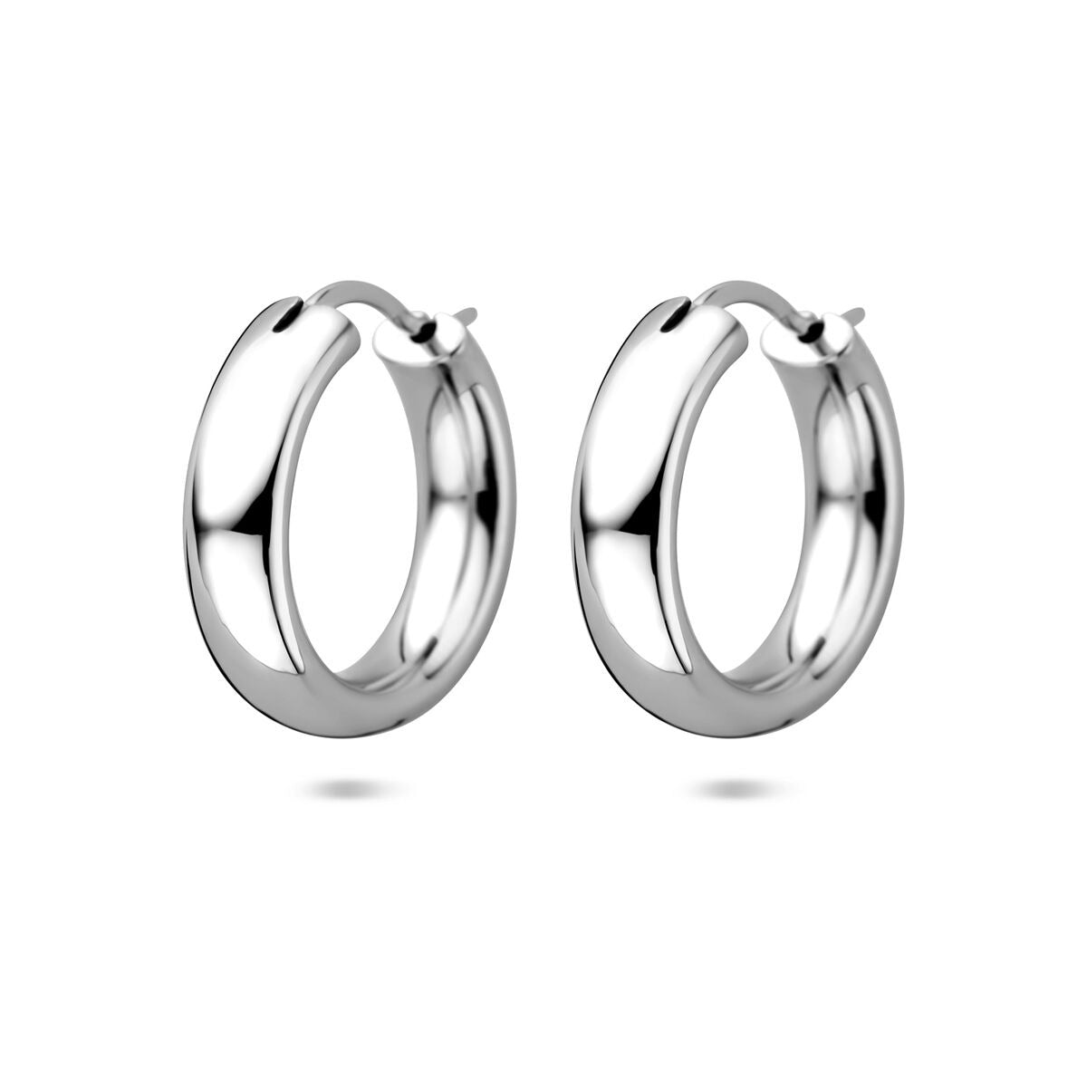 Boucles d'oreilles en argent 925 rhodié, de forme ronde, d'un diamètre de 20 mm.