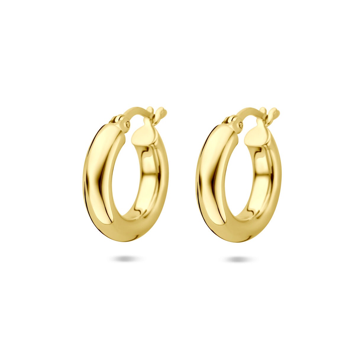 Boucles d'oreilles en argent 925 avec un plaquage en or jaune, d'un diamètre de 17 mm.