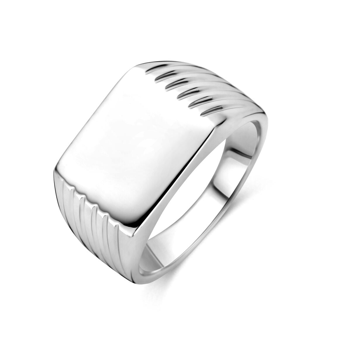 Bague en argent rhodié pour homme avec un design rectangulaire et des stries sur les côtés.