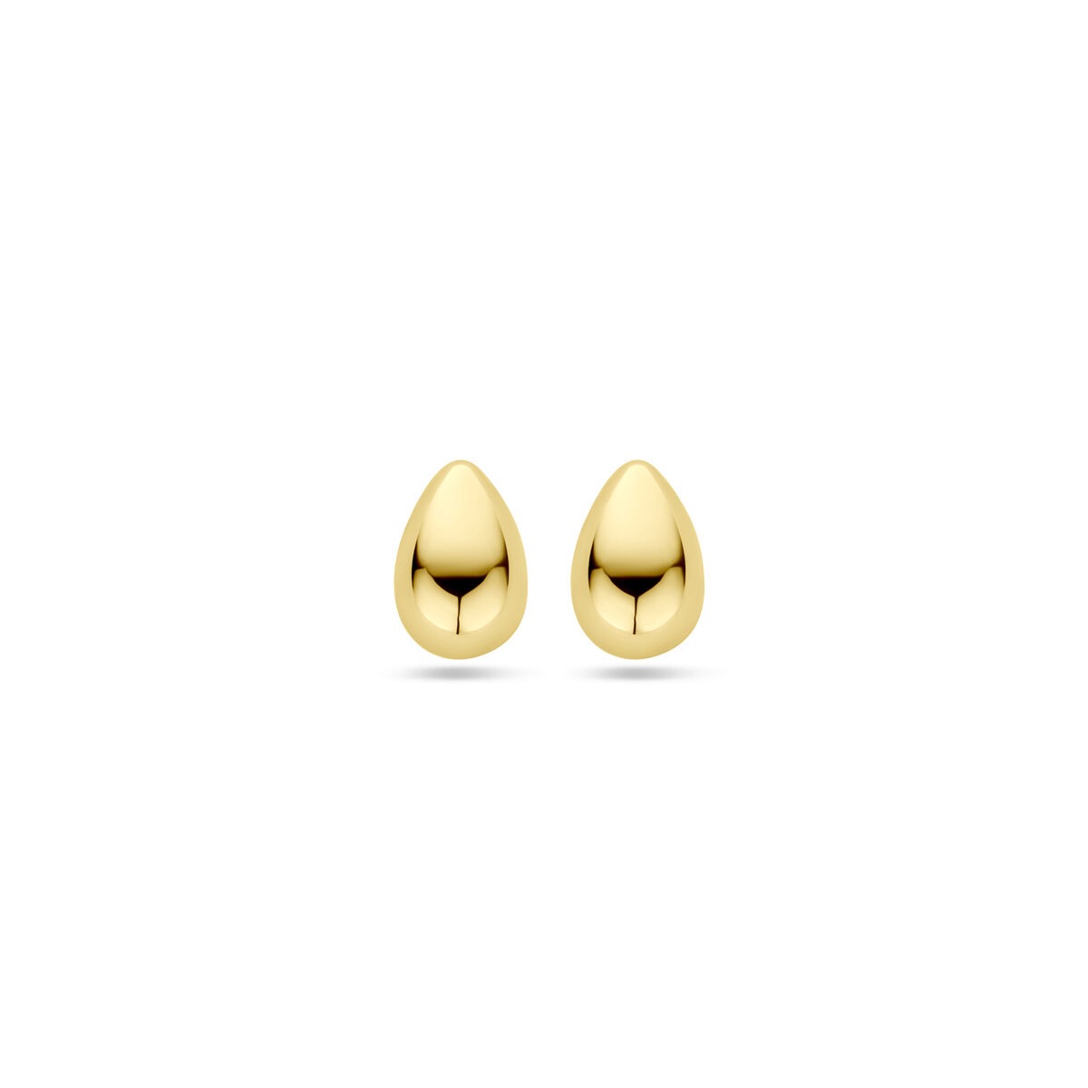 Boucles d'oreilles en or jaune en forme de goutte, mesurant 7,5 x 5 mm.