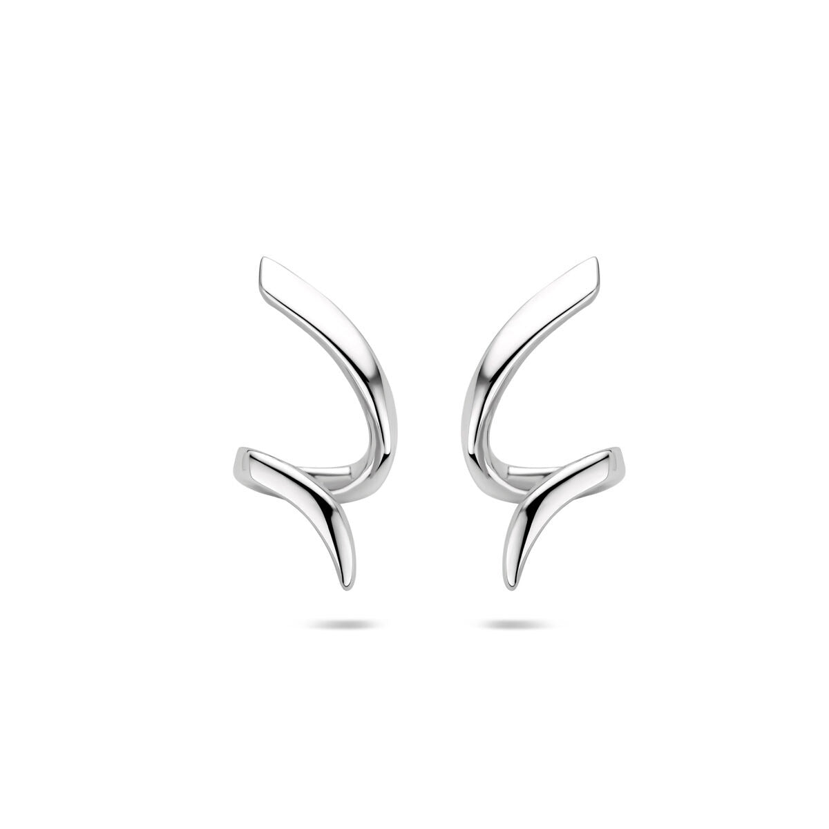 Boucles d'oreilles en argent rhodié, de forme torsadée, mesurant 18 x 9 mm.