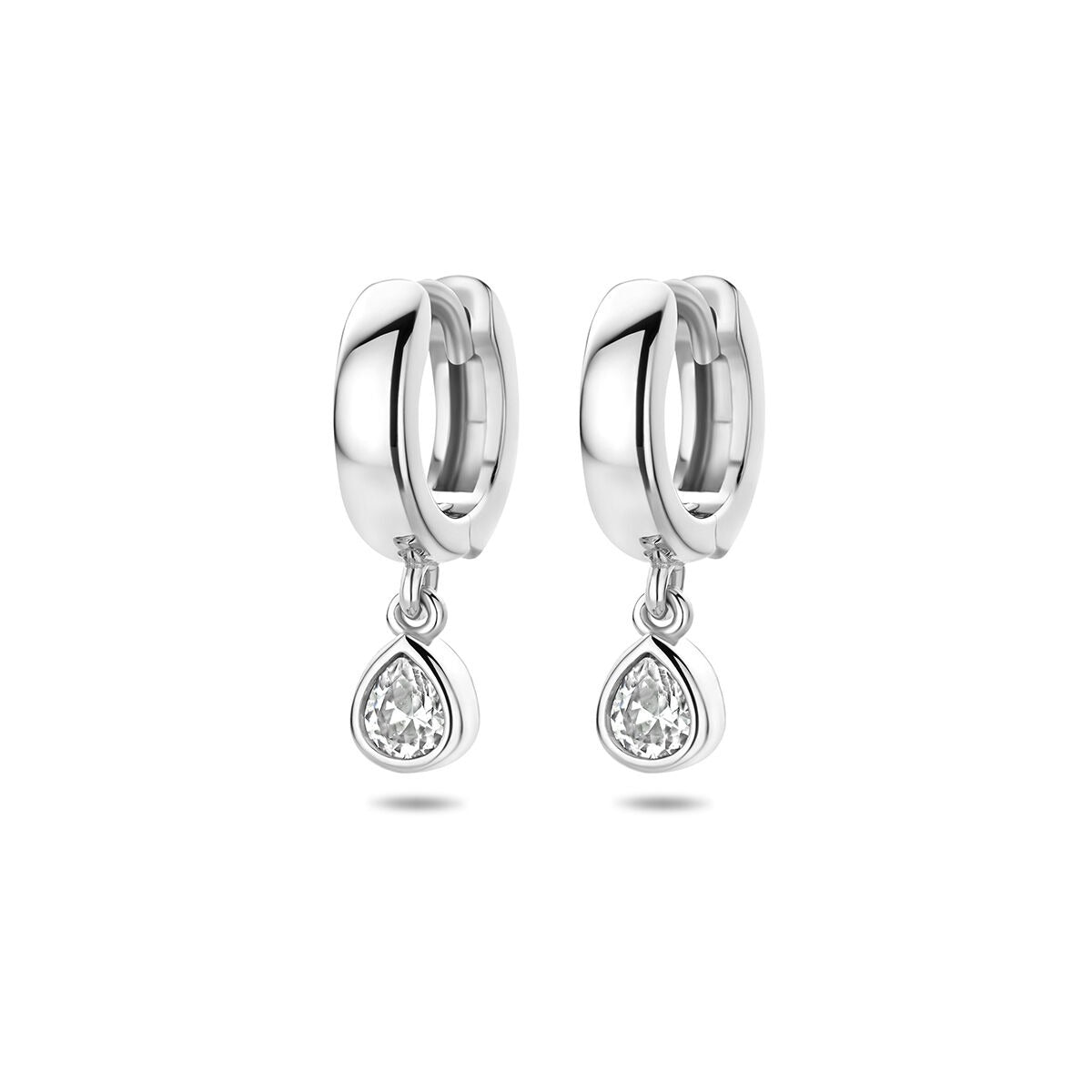 Boucles d'oreilles en argent 925 rhodié avec pendentifs en zirconium en forme de poire.