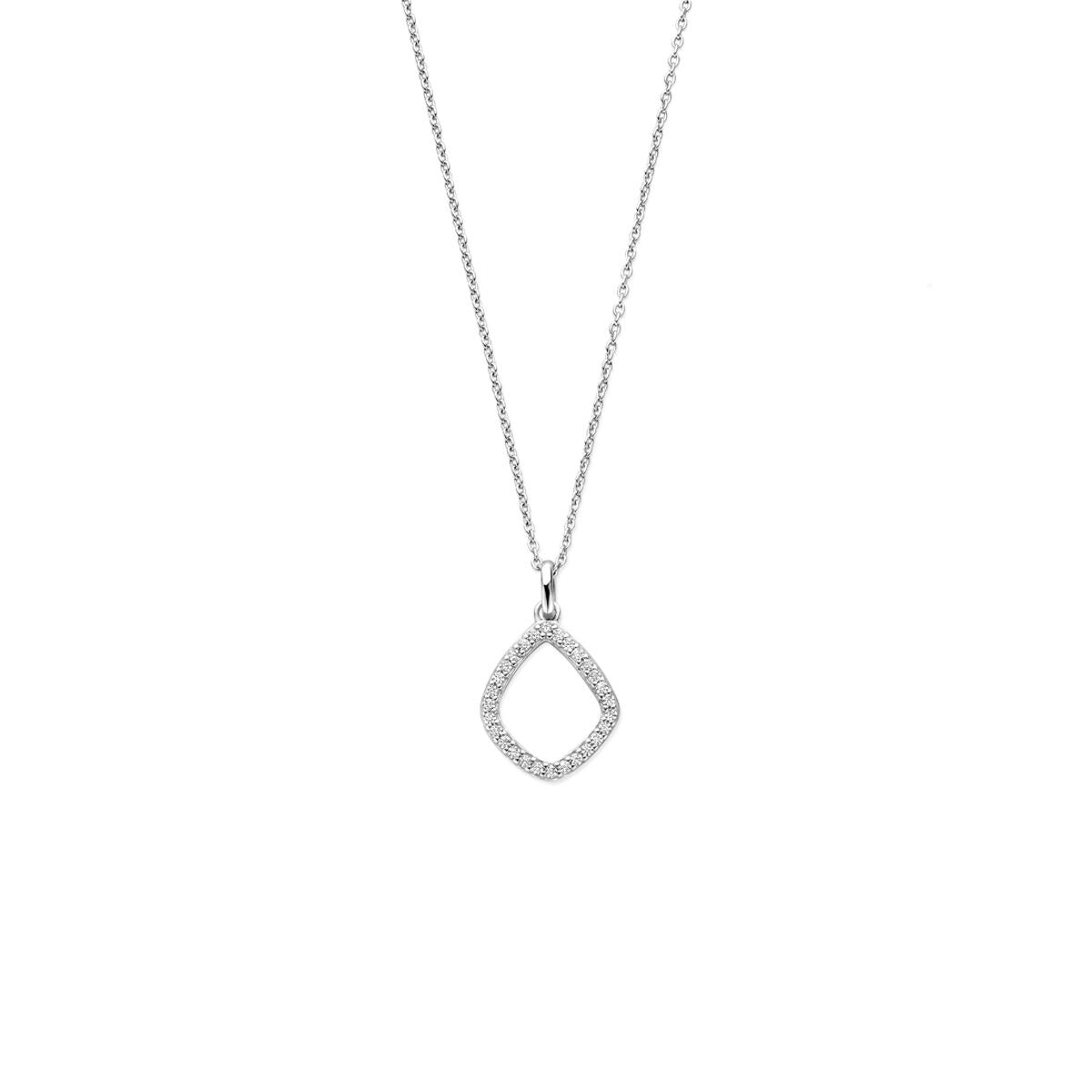 Collier en argent avec pendentif en forme de losange orné de zirconia.