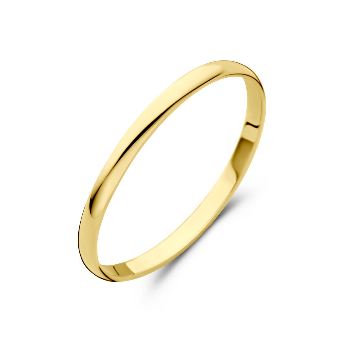 Bague en or jaune de 14 carats, d'une largeur de 1,5 mm, au design simple et élégant.