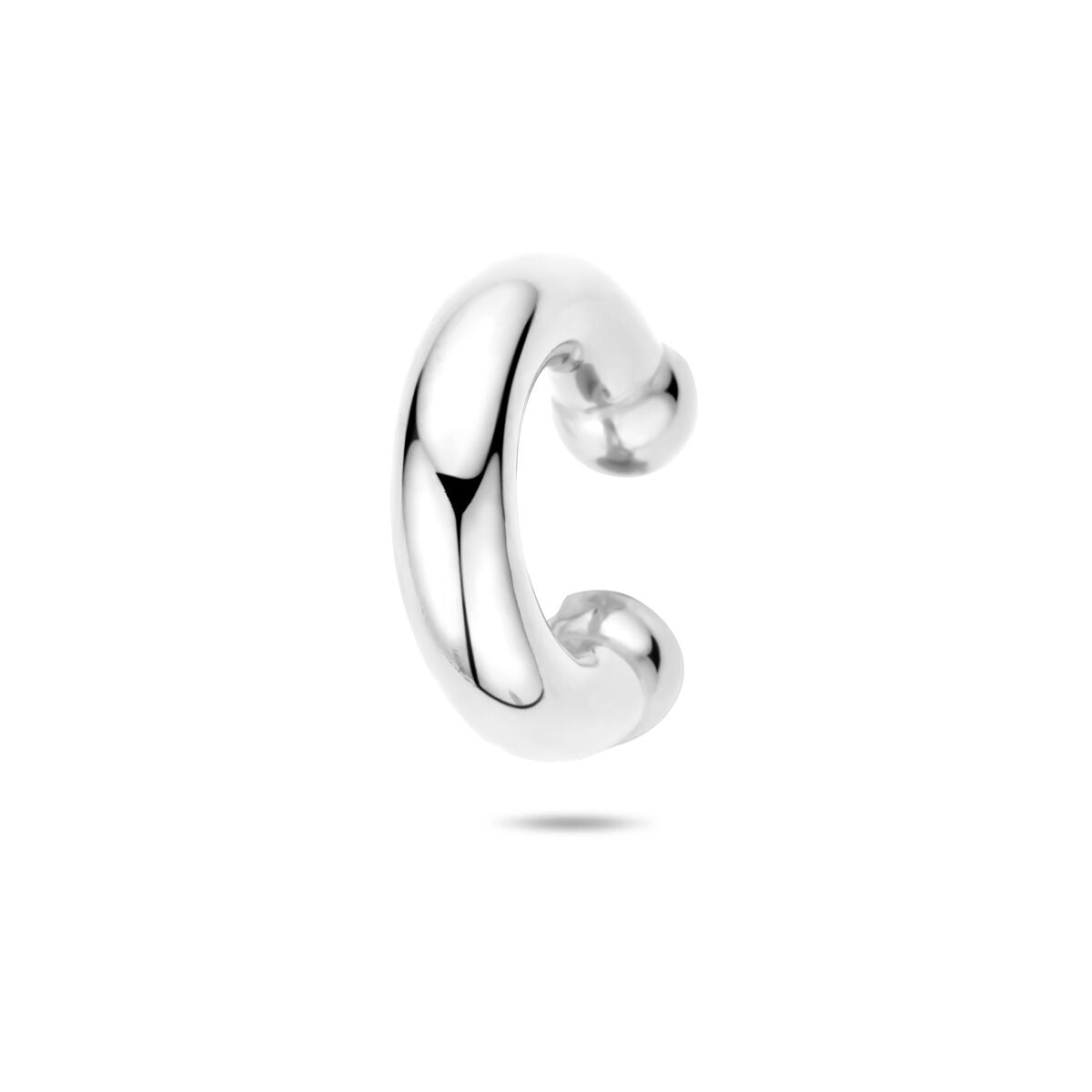 Boucle d'oreille ear cuff en argent 925 rhodié, de forme arrondie, mesurant 20 x 5 mm.