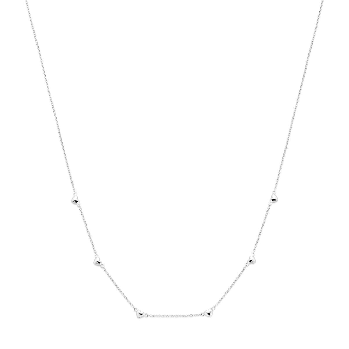 Collier en argent rhodié de 45 cm avec des cœurs et des perles.