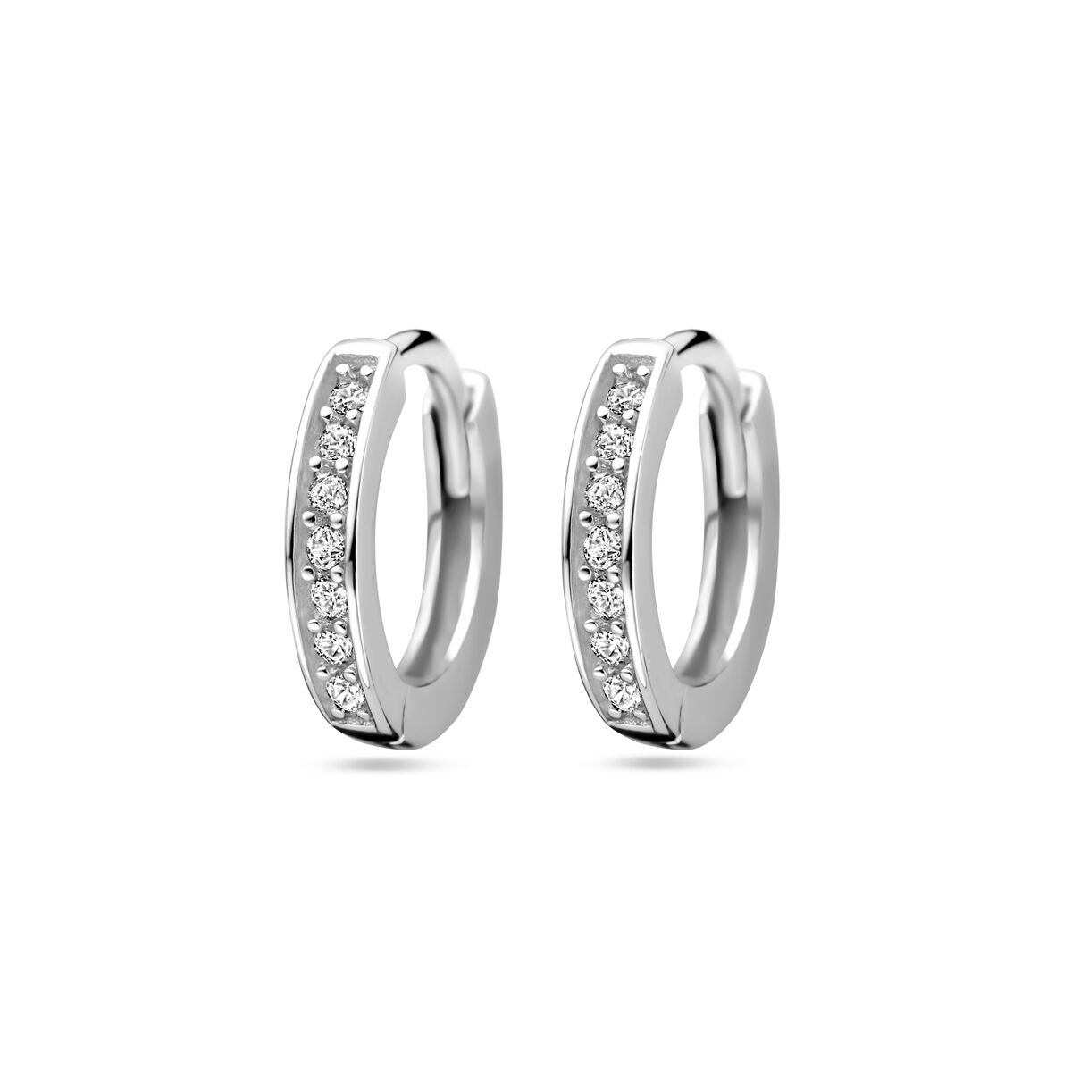 Boucles d'oreilles en argent rhodié avec zircons, de forme ronde et ornées de pierres brillantes.