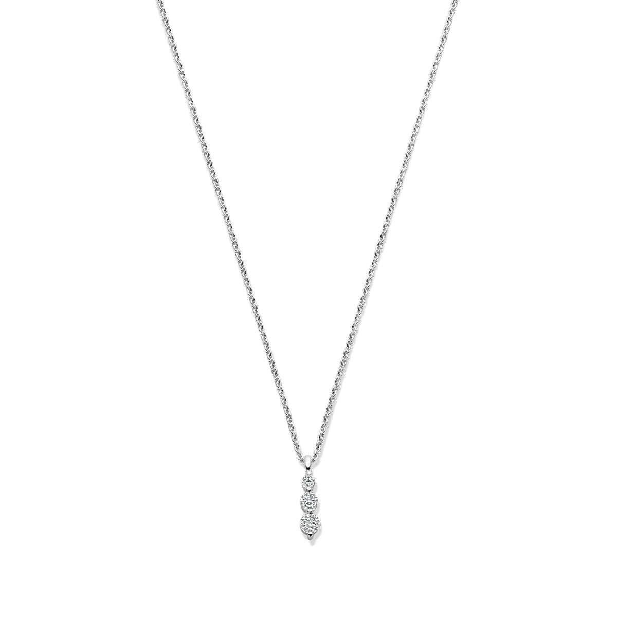 Collier en argent rhodié 925 avec zirconia, longueur de 42 à 45 cm, pendentif en forme allongée.