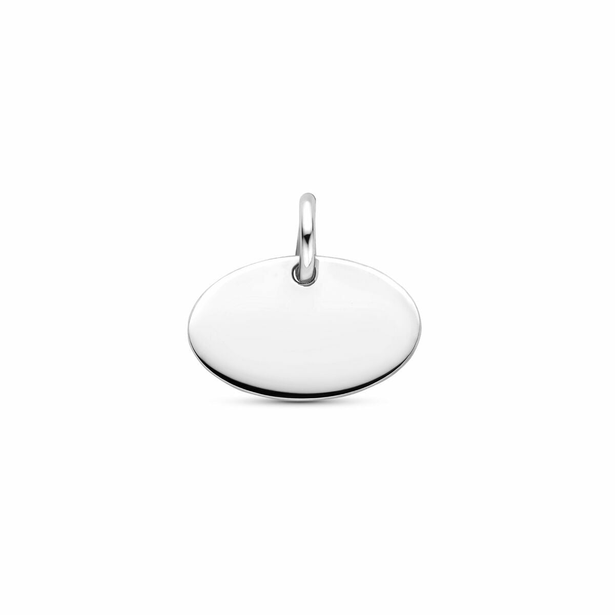 Pendentif en argent rhodié de forme ovale, lisse et brillant, sans gravure.