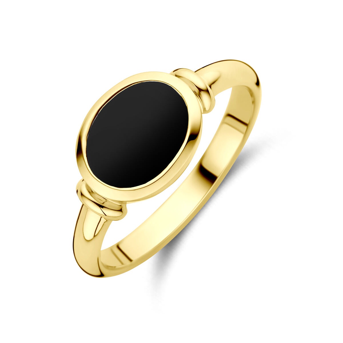 Bague en or jaune 14 carats avec onyx noir, forme ovale et finition brillante.