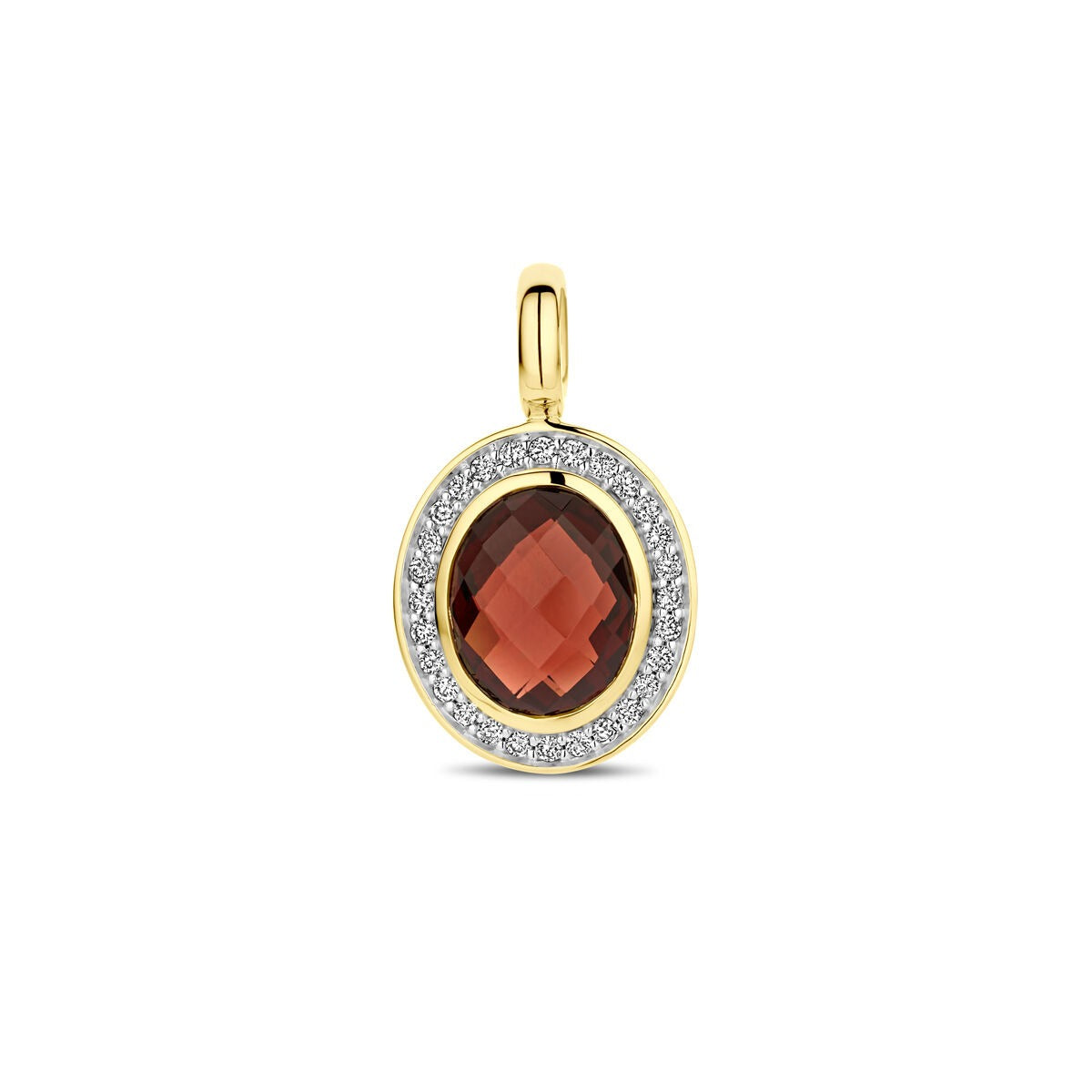 Pendentif en or 14 carats avec un grenat central et un entourage de diamants.