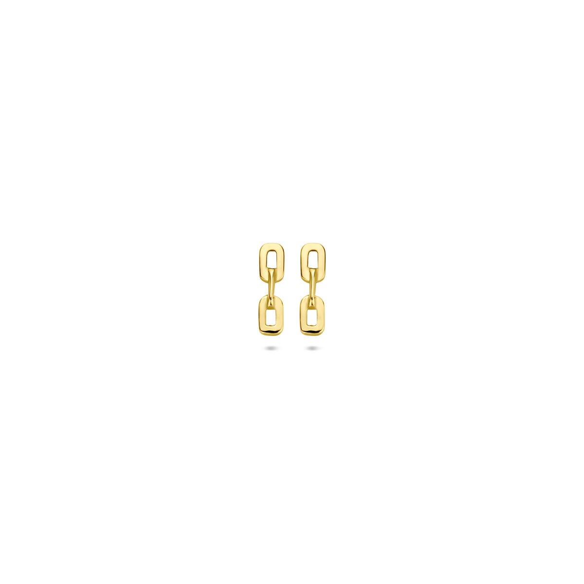 Boucles d'oreilles en or jaune en forme de barre, mesurant 7 x 2 mm.