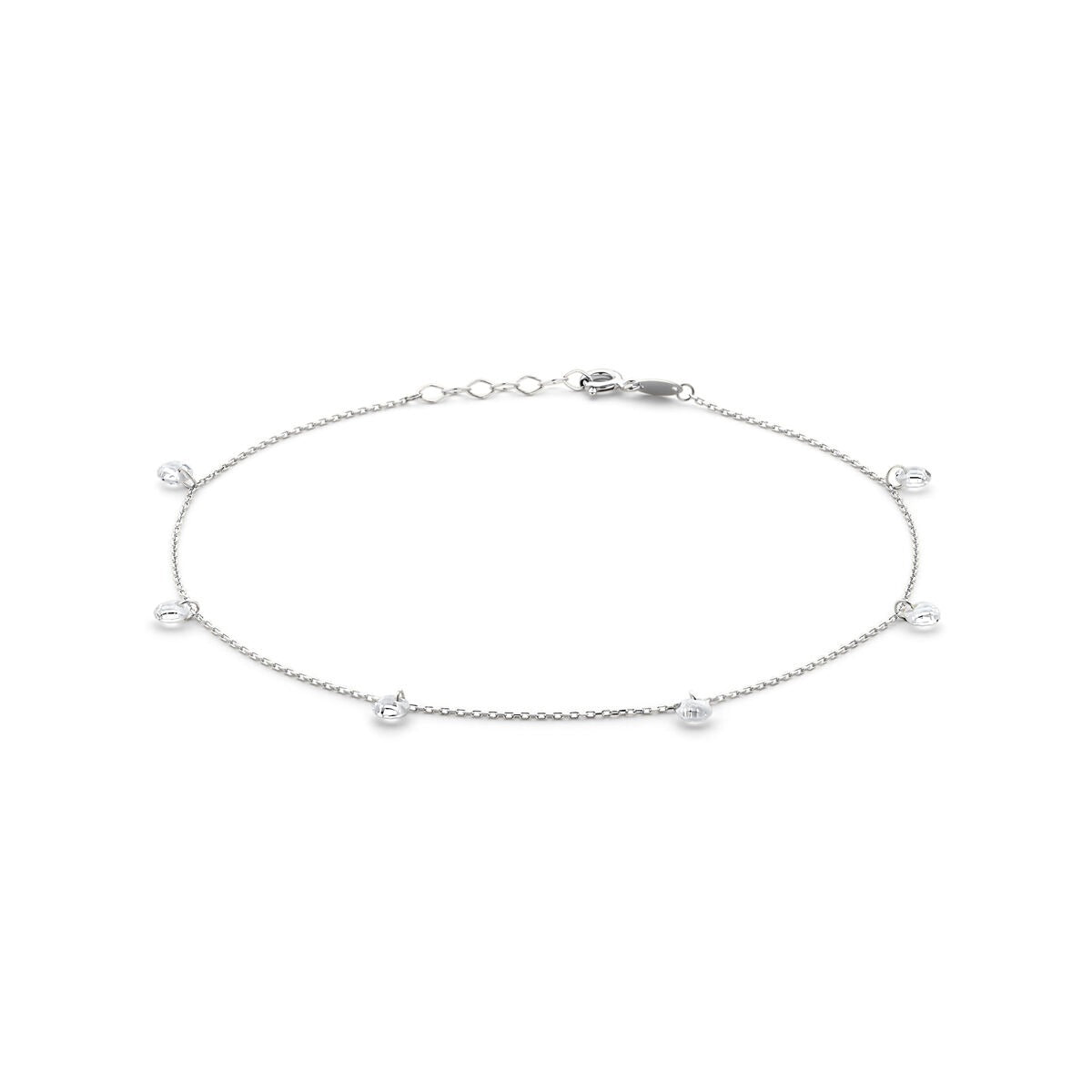 Bracelet en argent rhodié avec zirconiums, présentant des détails délicats et un design fin.
