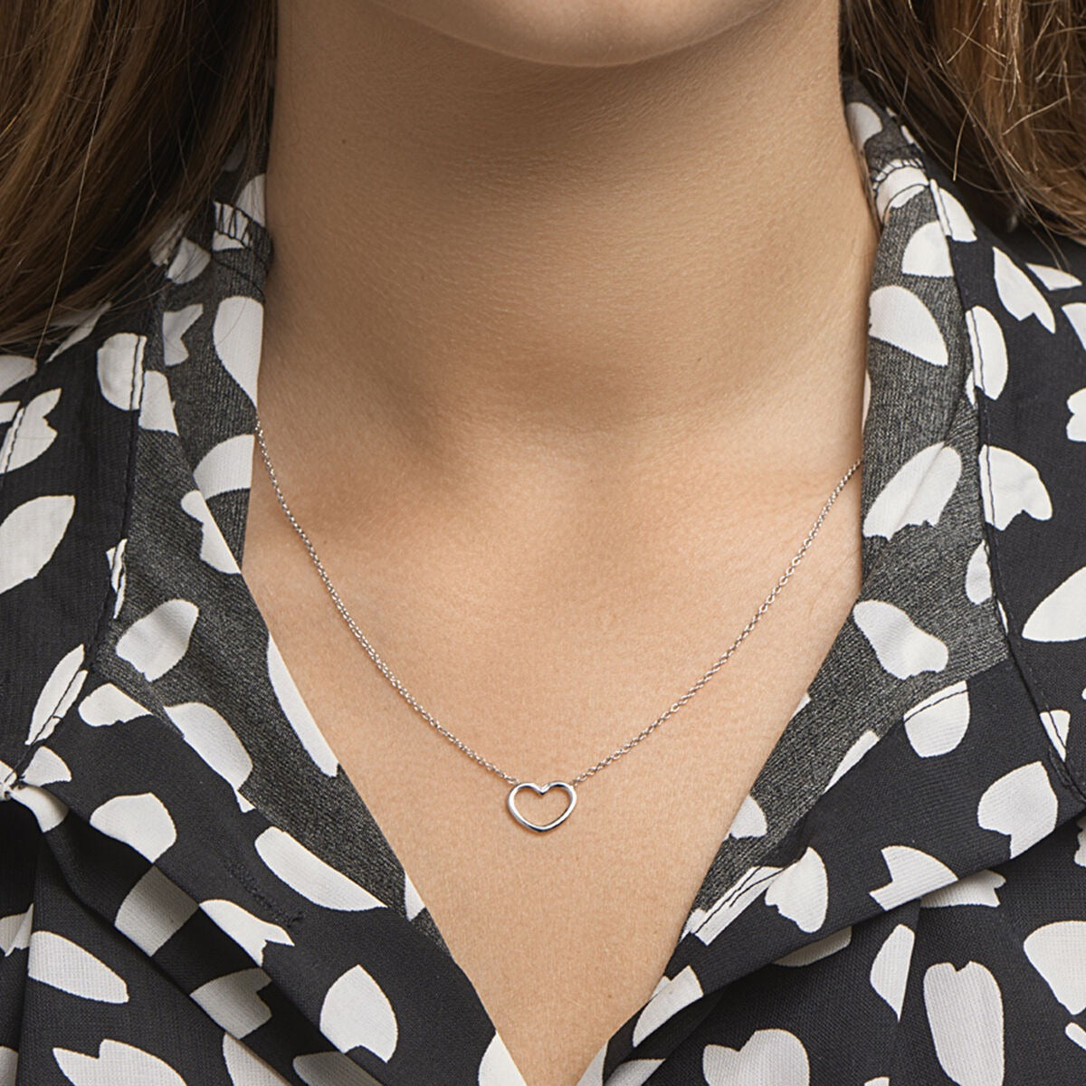 Collier en argent avec cœur – rhodié argent 925