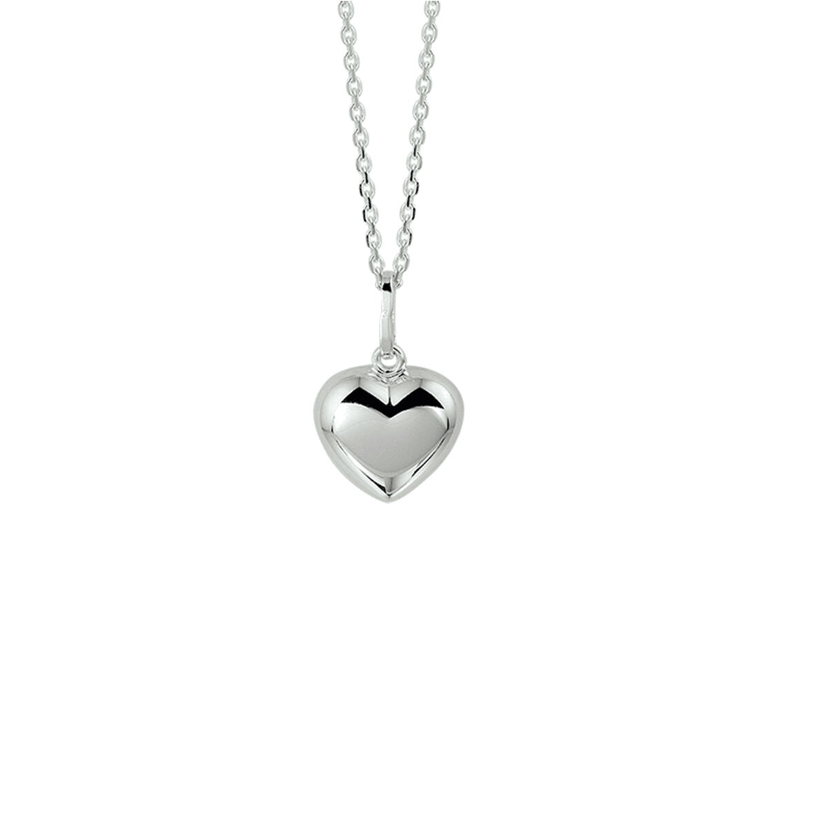 Collier en argent avec pendentif en forme de cœur et maillons ancre.