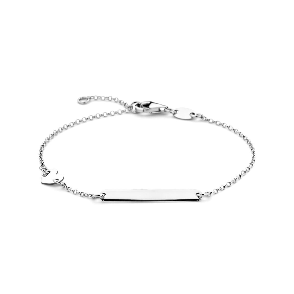 Bracelet en argent rhodié pour enfant avec un cœur et une plaque gravable.