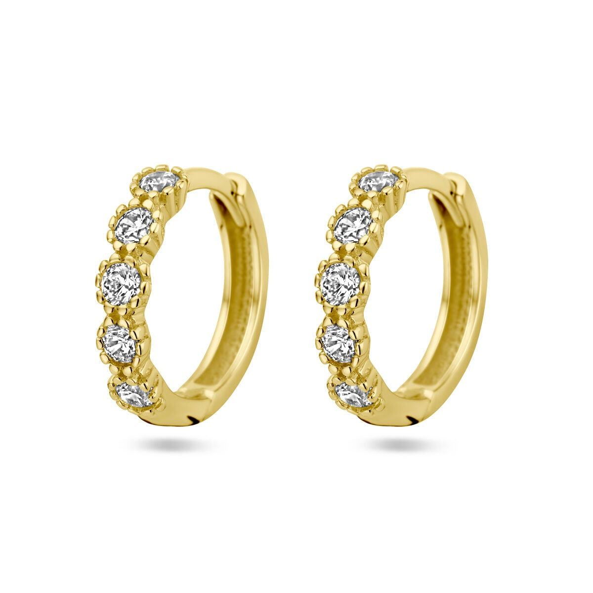 Boucles d'oreilles en or 14k avec zircons, de forme ronde, mesurant 13 mm.