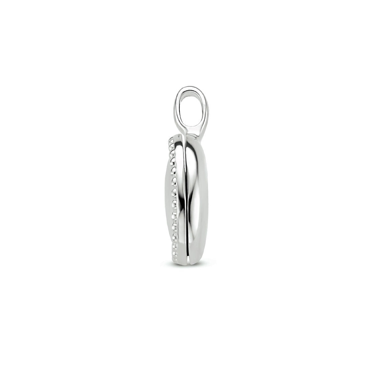 Collier en argent avec pendentif médaillon ovale