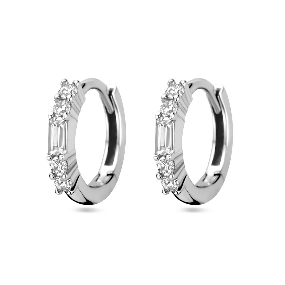 Boucles d'oreilles en argent rhodié avec zirkonia baguette, diamètre de 11,5 mm.