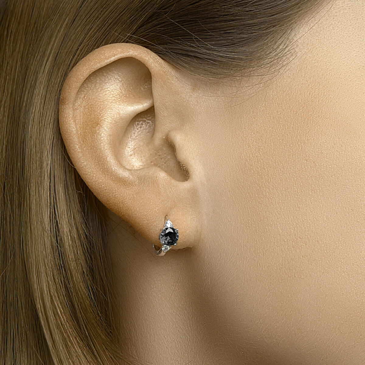 Boucles d'oreilles créoles en argent avec zircone noire – rhodié 925