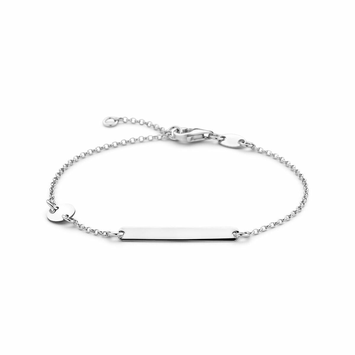 Bracelet en argent rhodié pour enfant avec une plaque gravable et un cercle.