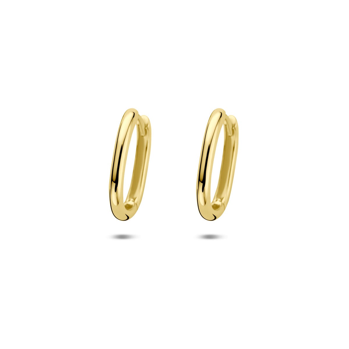 Boucles d'oreilles en or jaune 14 carats, de forme ovale et lisse.