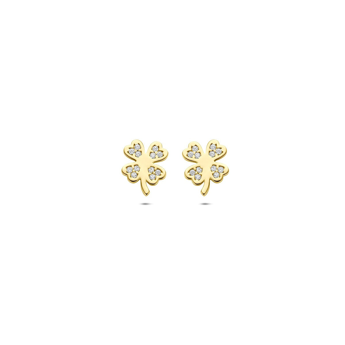 Boucles d'oreilles en or jaune 14k en forme de trèfle, ornées de zirconia, mesurant 7,5 x 6 mm.