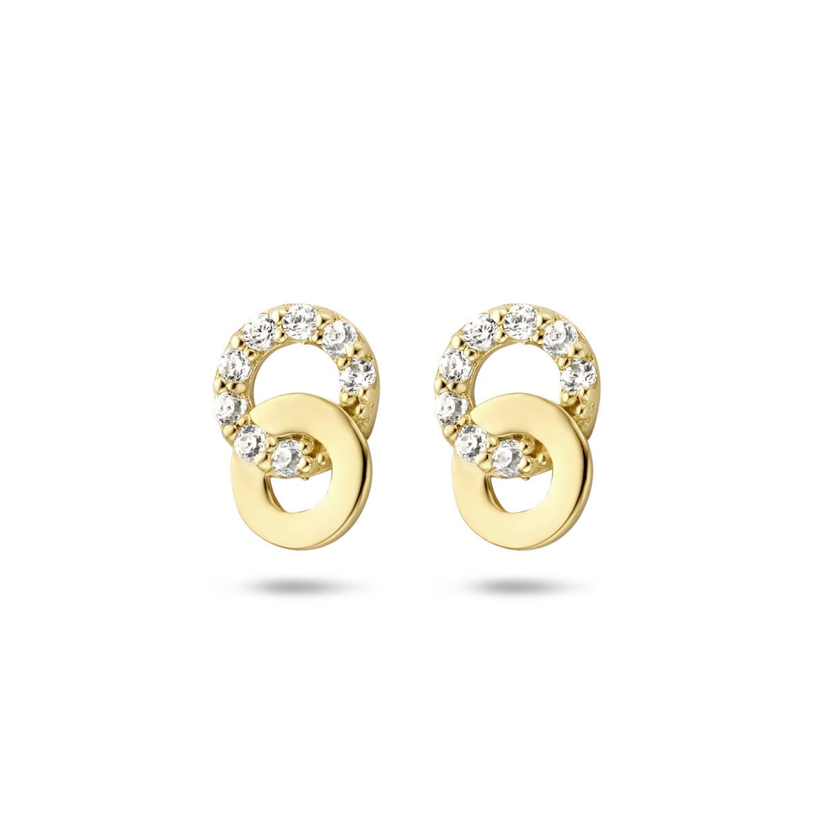 Boucles d'oreilles en or jaune avec zirconia, en forme de double anneau.