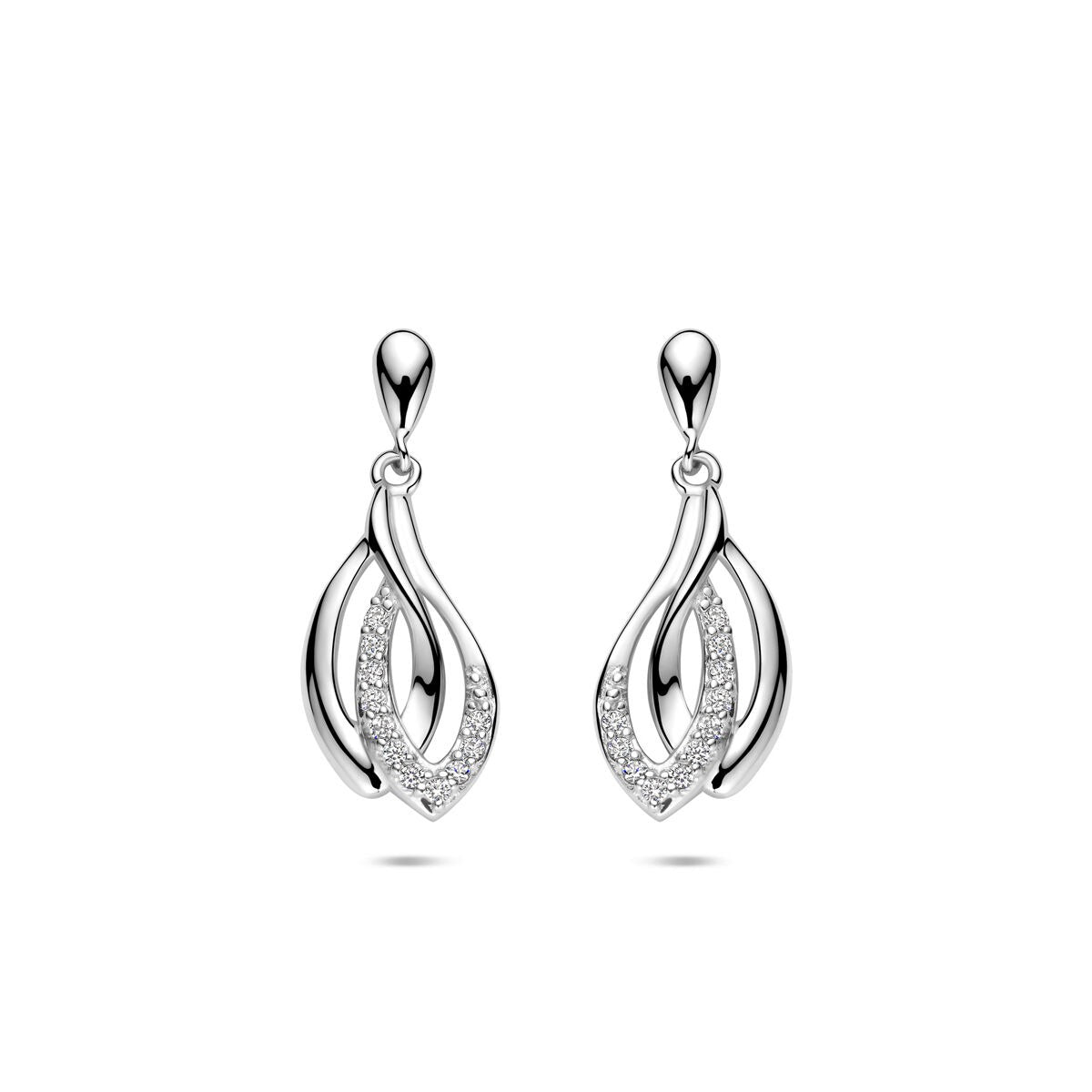 Boucles d'oreilles en argent rhodié 925 avec un entourage en zirconia, en forme de feuilles entrelacées.