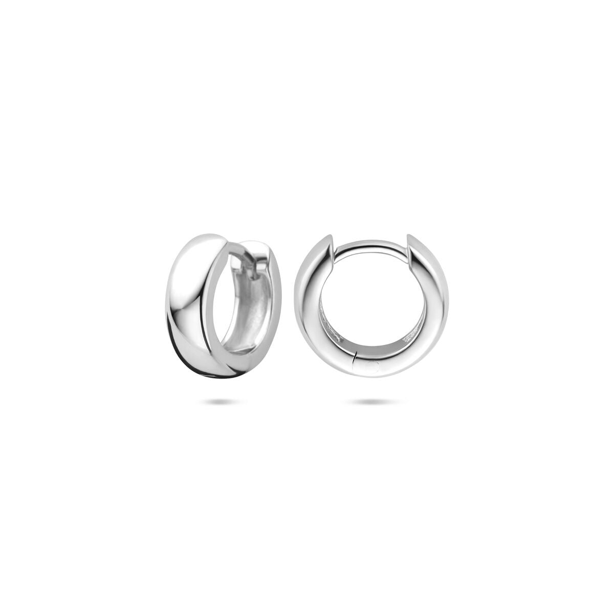 Créoles rhodiées en argent 925 – épurées et élégantes