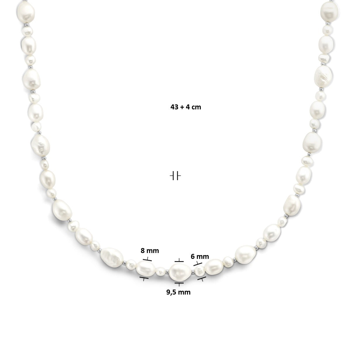 Collier en argent avec des perles d'eau douce et fermoir à mousqueton
