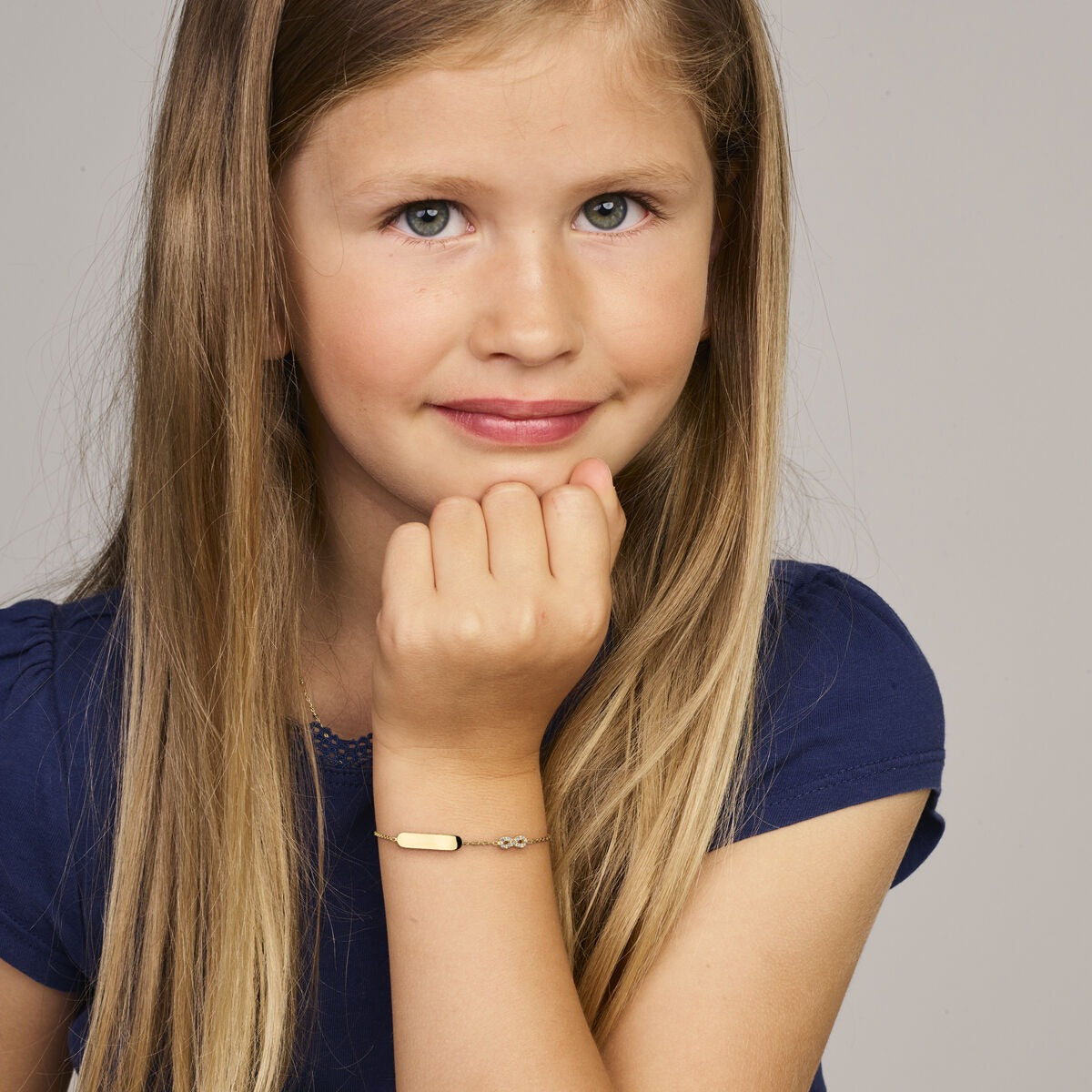 Bracelet en or 14k gravé avec Infinity et zircone – Bracelet pour enfant